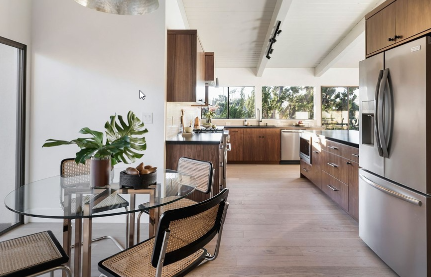builddirect's tweet photo. Customer design pictures of our Westport hardwood flooring (SKU: 15275105) installed in a modern home. Beautiful end result. #hardwood #design #remodel #BuildDirect https://t.co/vdhiXAUzxh