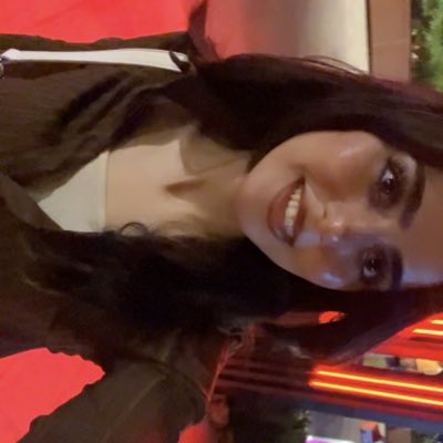 sarahemadoo's tweet photo. #NewProfilePic https://t.co/kpkKBzeEDM