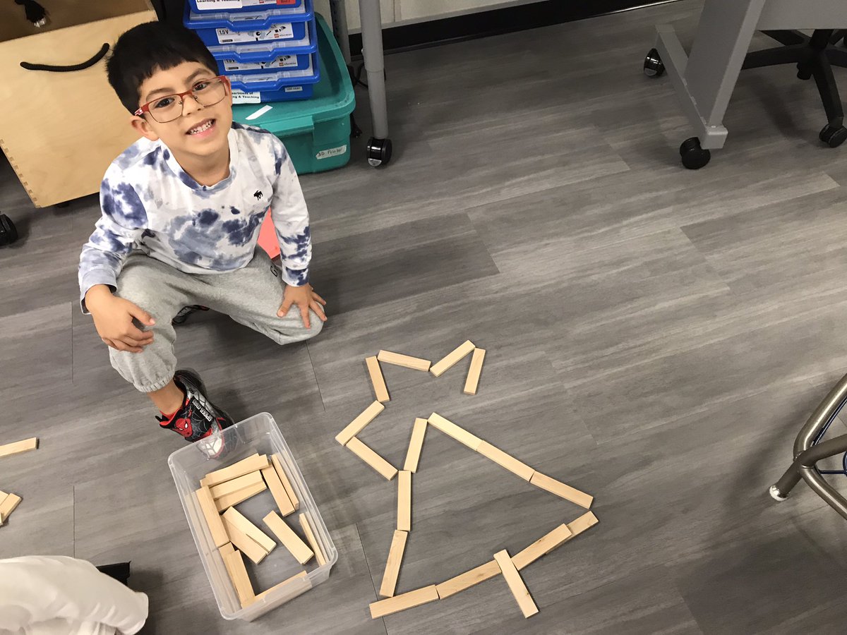 MrsHullteaches's tweet photo. The final challenge- use the Keva blocks and your creativity to create something related to winter. Amazing thinking from @IndependenceES Kindergartners. @LISD_GT https://t.co/0ysAFlAlFn
