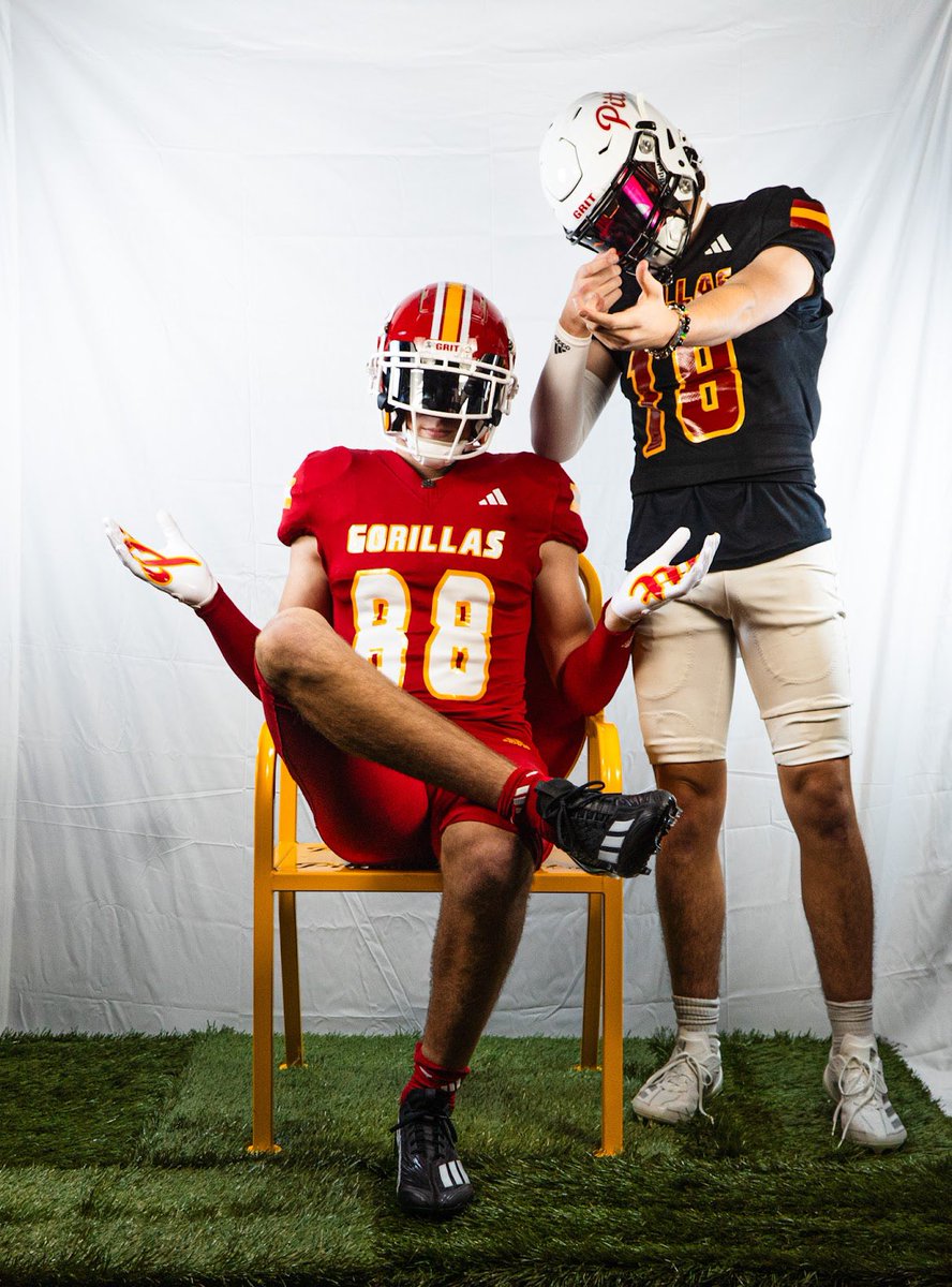 🦍…<a href="/coachkbleil/">Kevin Bleil</a> <a href="/CoachTomAnthony/">Tom Anthony</a> <a href="/GorillasFB/">Pitt State Football</a> #GRIT 🟨🟥