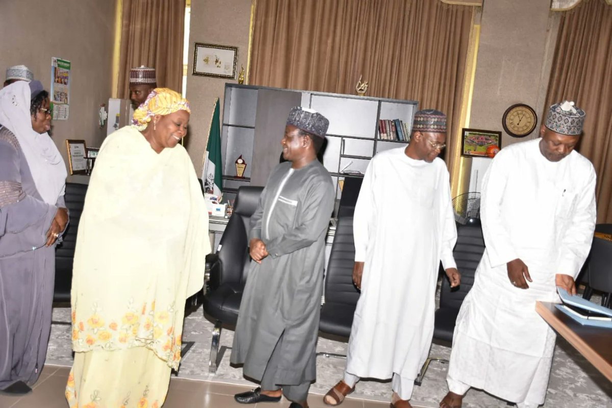 haaf_2019's tweet photo. @haaf_2019 Board of Directors End-of the Year Meeting 2024.
Members of the #HAAF Board met to discuss accomplishments, difficulties, lessons learned, and future plans. The Vice Chancellor of the University of Maiduguri is hosting the meeting at the Senate Building Office of VC, https://t.co/6Wz4e1Tnc4