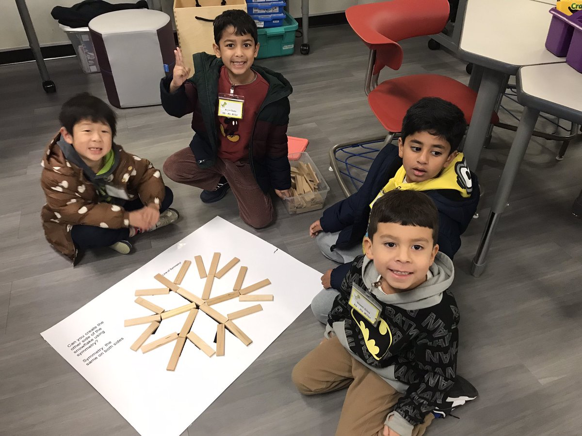 MrsHullteaches's tweet photo. Kindergarten Think Lab @IndependenceES. Students work in groups to create snowflakes using Keva blocks. As they work, students learn about symmetry. @LISD_GT https://t.co/06Fg3VQR7D