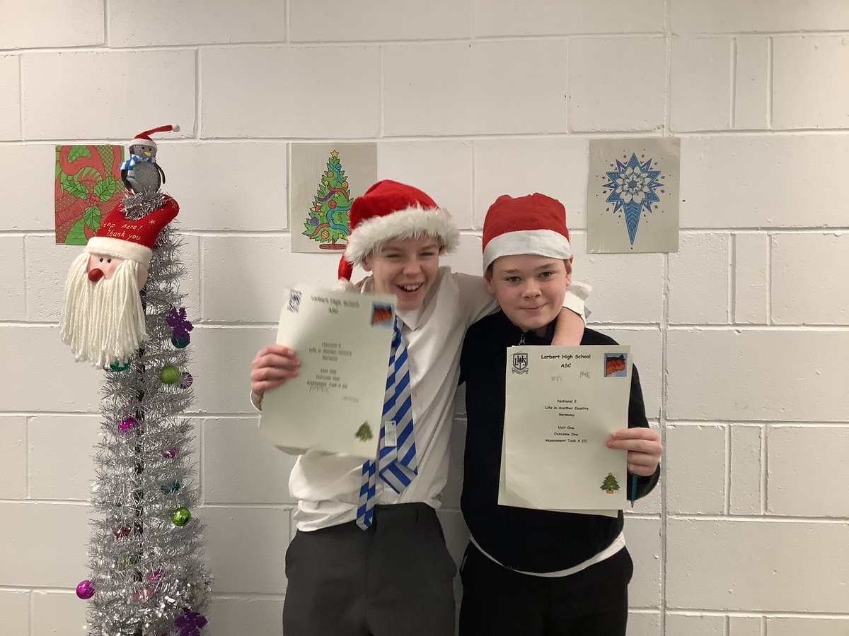 Miss Crawford (@lhs_missc) on Twitter photo First βLife in Another Countryβ assessment - nailed it! This pair did it with flying colours too - well done, Ben and Max π©πͺ π
π <a href="/LHSLanguages/">π
»π
·ππ
»π
°π
½π
Άππ
°π
Άπ
΄π</a> <a href="/LarbertHighASC/">LarbertHighASC</a> #starpupils #proudteacher First βLife in Another Countryβ assessment - nailed it! This pair did it with flying colours too - well done, Ben and Max π©πͺ π
π <a href="/LHSLanguages/">π
»π
·ππ
»π
°π
½π
Άππ
°π
Άπ
΄π</a> <a href="/LarbertHighASC/">LarbertHighASC</a> #starpupils #proudteacher