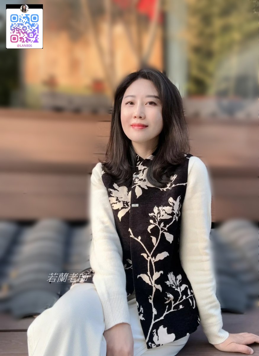 老師日常：
今天不用上課，因為～我休假囉！
今天沒有嚴厲的老師可以看啦！
也沒有露出半邊奶的惡魔😈誘惑你唷！ https://t.co/OkEpCfwlg3
