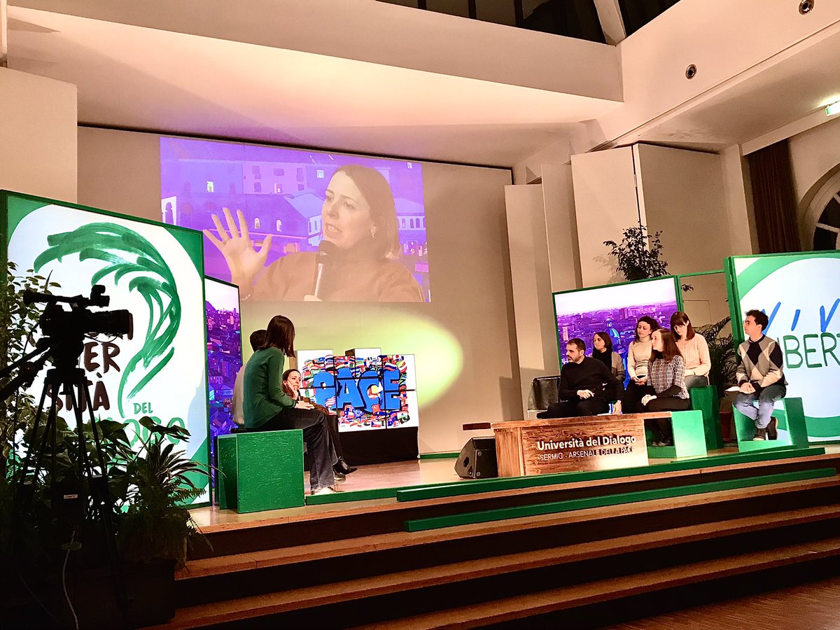 #unidialogo #ilprezzodellaliberta Agnese Pini direttrice di QN presenta il suo libro “Un autunno d’agosto” (<a href="/chiarelettere/">Chiarelettere</a> ) <a href="/agnese_pini/">Agnese Pini</a>