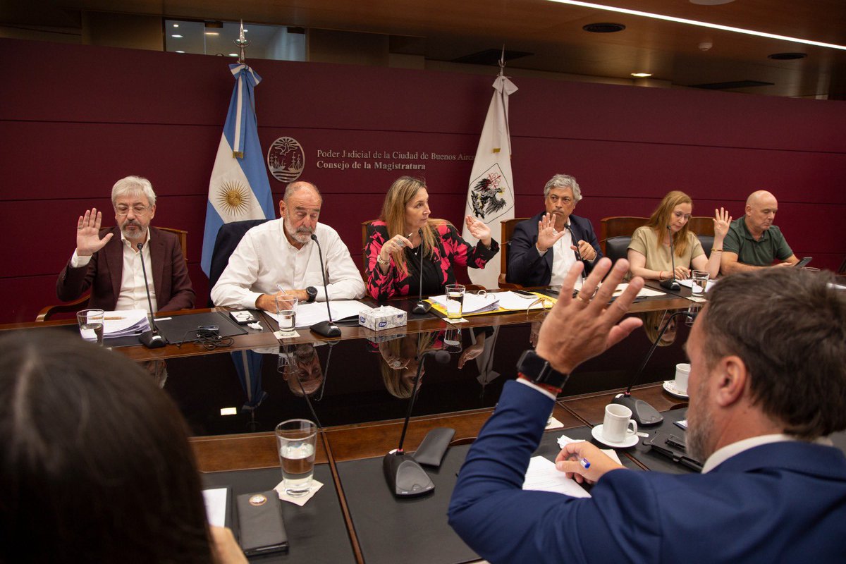 consejomcaba's tweet photo. 👉 Último Plenario de Consejeros del año. Reviví la reunión en nuestro canal de YouTube ▶️ https://t.co/eXy5ZqRdpC
👉 Despedida del Consejero @conceptoar https://t.co/XGGvrYUpO2