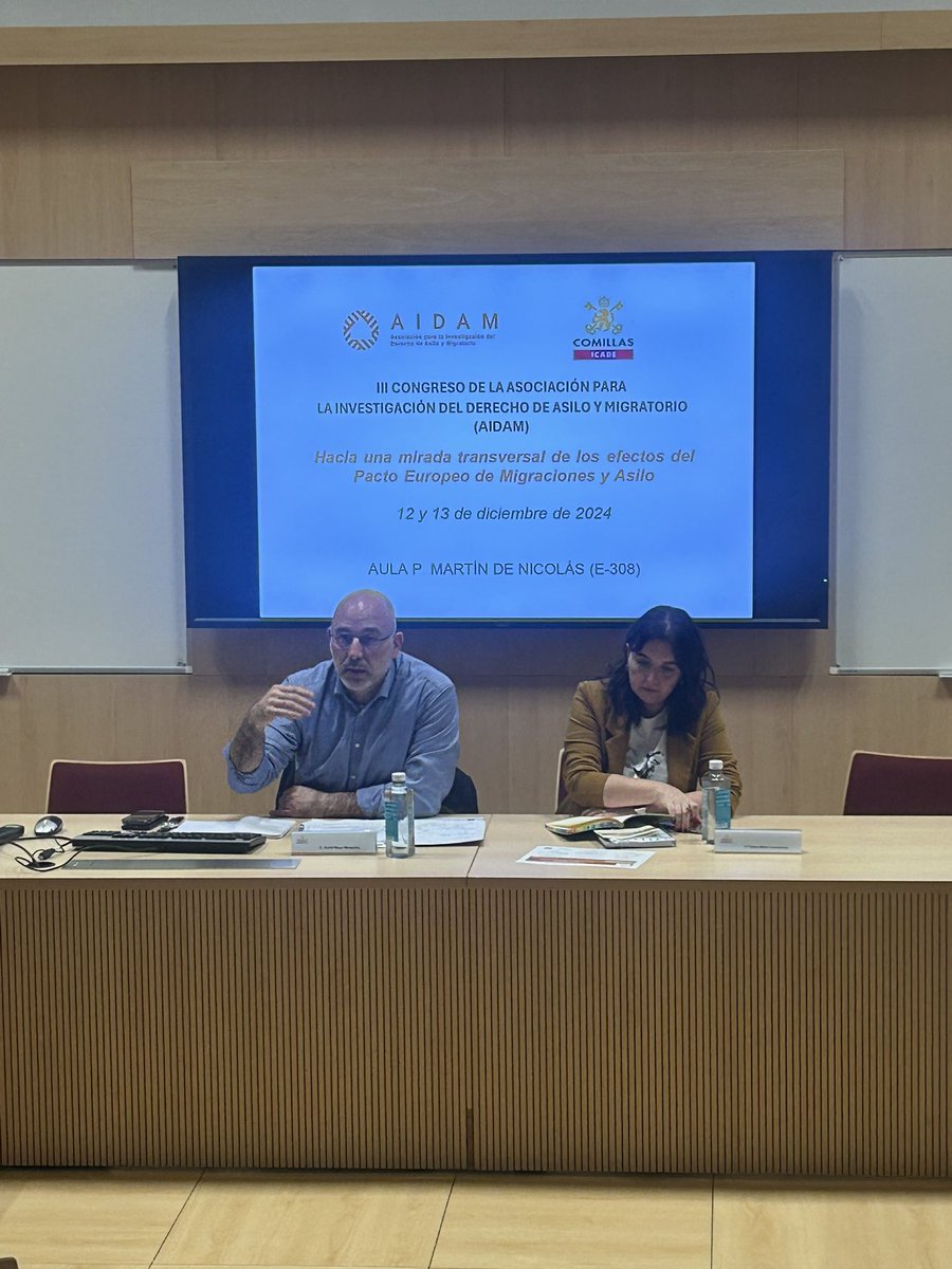 La primera sesión del #IIICongresoAIDAM se cierra con la intervención de David Moya, Director General de Inmigración, Refugio y Antirracismo de la Generalitat de Catalunya.