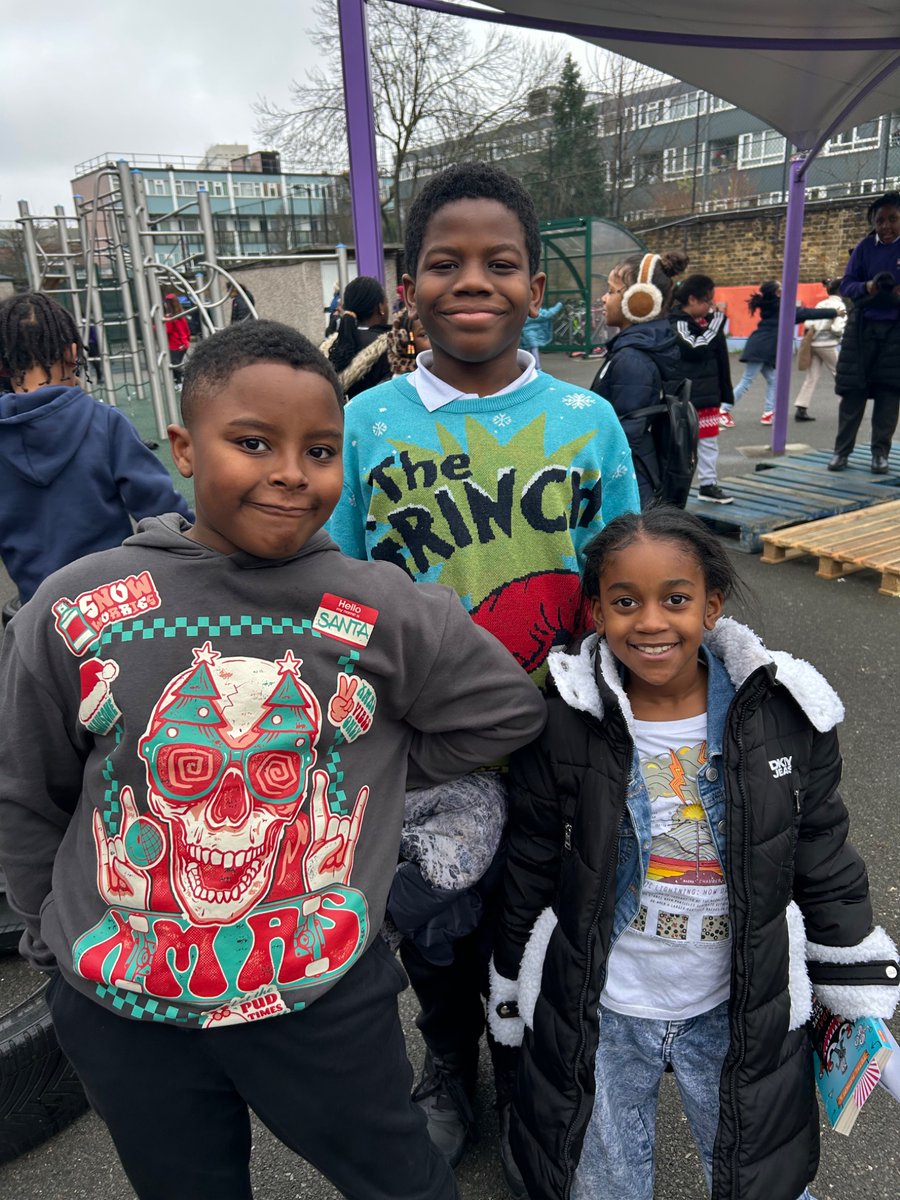 InclusionBPPS's tweet photo. Christmas Jumper Day @BrunswickParkPS was epic! A musical OPAL was the icing on the cake! https://t.co/4rg94ItZTx