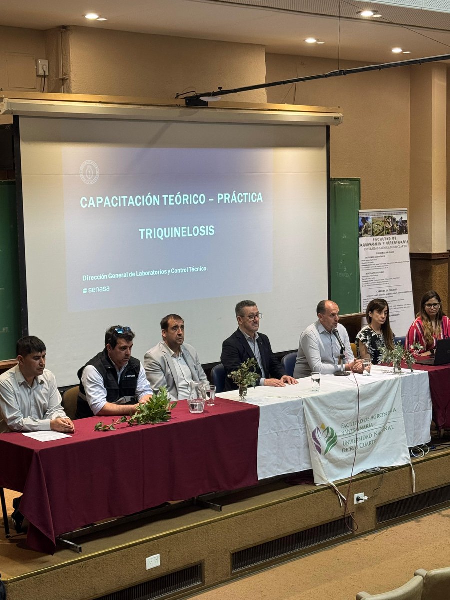 AFIC (@aficcba) on Twitter photo 📢 Jornada de Actualización en Diagnóstico de Trichinella spp. 🐷🔬
En un evento clave para la sanidad y calidad de la producción porcina, participaron el 100% de los establecimientos habilitados de Córdoba.
afic.org.ar/single-post/cu…
<a href="/SenasaAR/">Senasa Argentina</a> <a href="/SenasaCordoba/">Senasa Córdoba</a> <a href="/MinAgriCba/">Ministerio de Bioagroindustria de Córdoba</a> 📢 Jornada de Actualización en Diagnóstico de Trichinella spp. 🐷🔬
En un evento clave para la sanidad y calidad de la producción porcina, participaron el 100% de los establecimientos habilitados de Córdoba.
afic.org.ar/single-post/cu…
<a href="/SenasaAR/">Senasa Argentina</a> <a href="/SenasaCordoba/">Senasa Córdoba</a> <a href="/MinAgriCba/">Ministerio de Bioagroindustria de Córdoba</a>