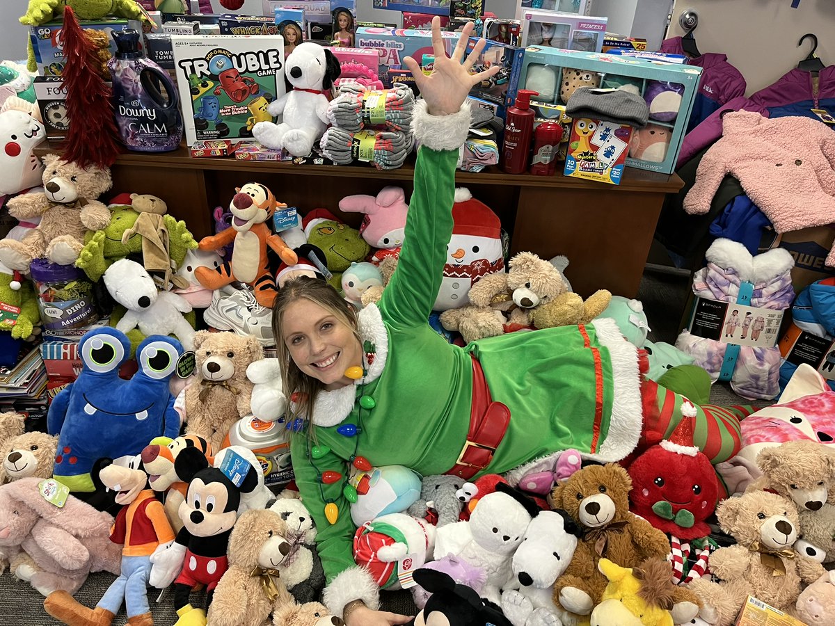 BCUW's tweet photo. Christmas morning came early here at Butler County United Way! Amanda the Elf had her hands full with all of the donations from our Holiday Drives. Thanks to your generosity, we were able to donate more than 500 items to four different community partners this year. https://t.co/bHMAzt3f5F