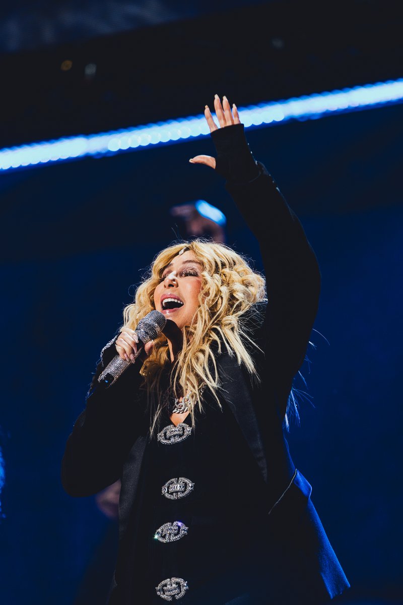 iHeartRadio tweet media