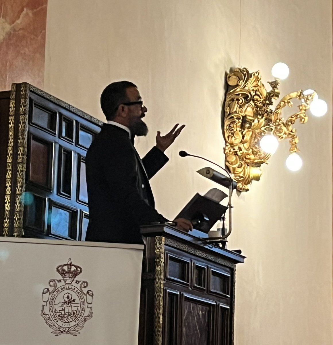 Jesus_Lens tweet media