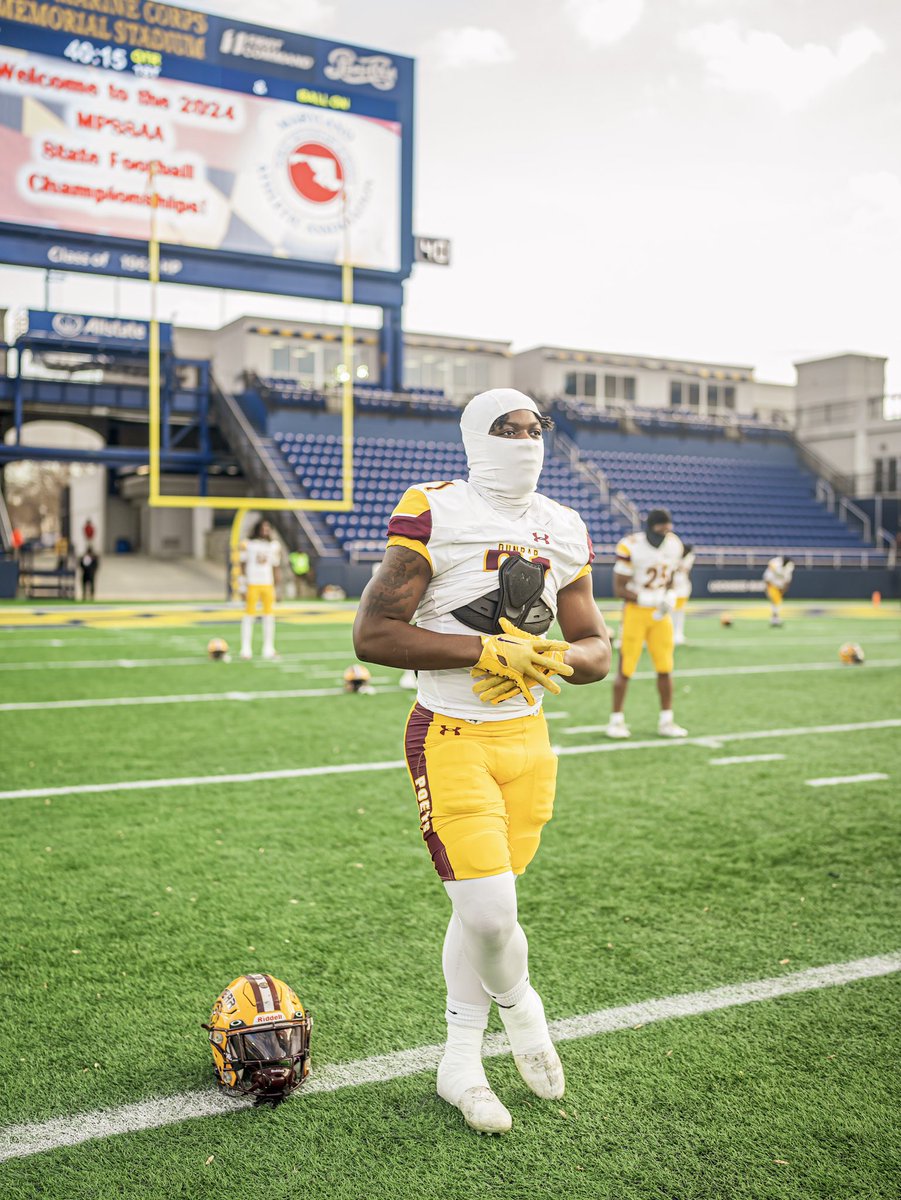 Joseph benjamin c/o 26
Wt :205 
Height:6’0
Gpa3.0
Check me out hudl.com/v/2Qe4Jh <a href="/DUNBARFBCOACH/">LAWRENCE SMITH</a>