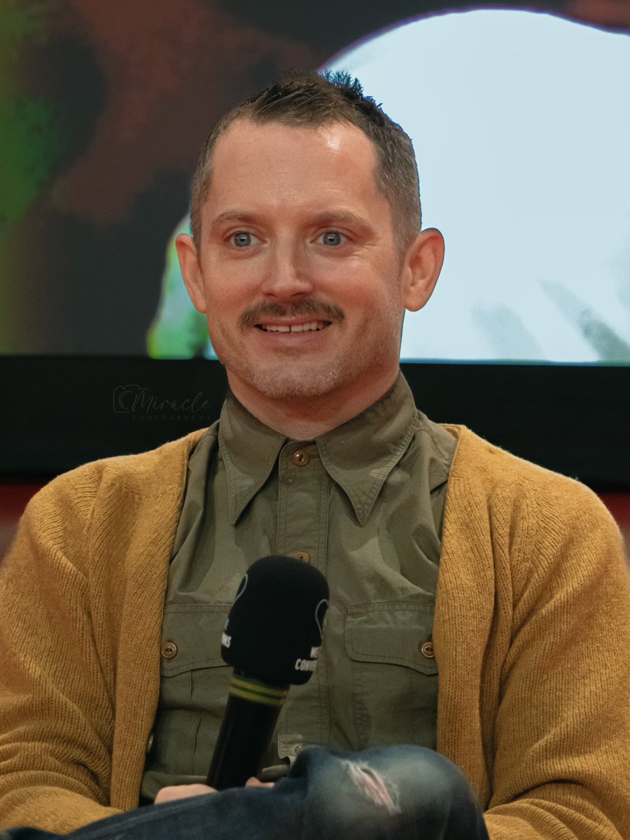 Elijah Wood
German Film Comic Con
December 2024 in Dortmund

#elijahwood #hobbit #lotr #lordoftherings #frodobaggins #comiccon