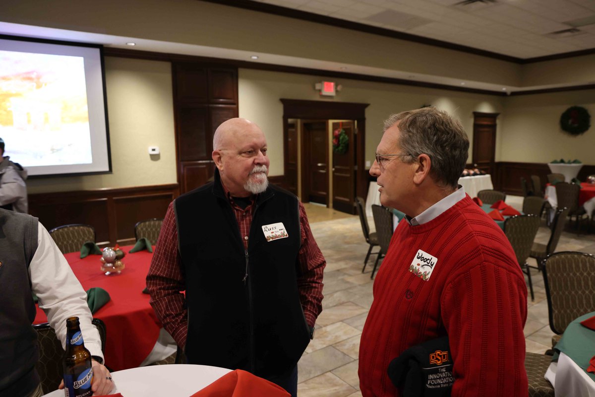 OSUInnovation's tweet photo. We had a fabulous time celebrating the holidays with our Innovation Foundation family!

#OSUInnovation | #CowboyFamily https://t.co/1XzDxgex6m