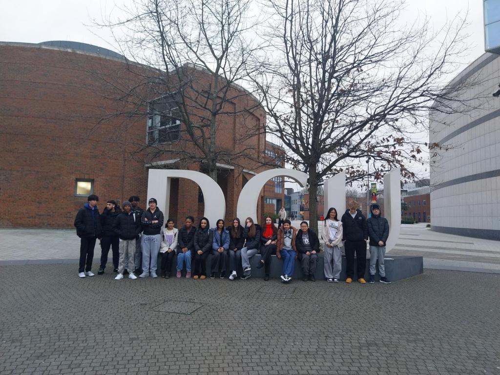TY's had a wonderful time at DCU. They enjoyed a campus tour and attended two brilliant VR and Lego workshops.