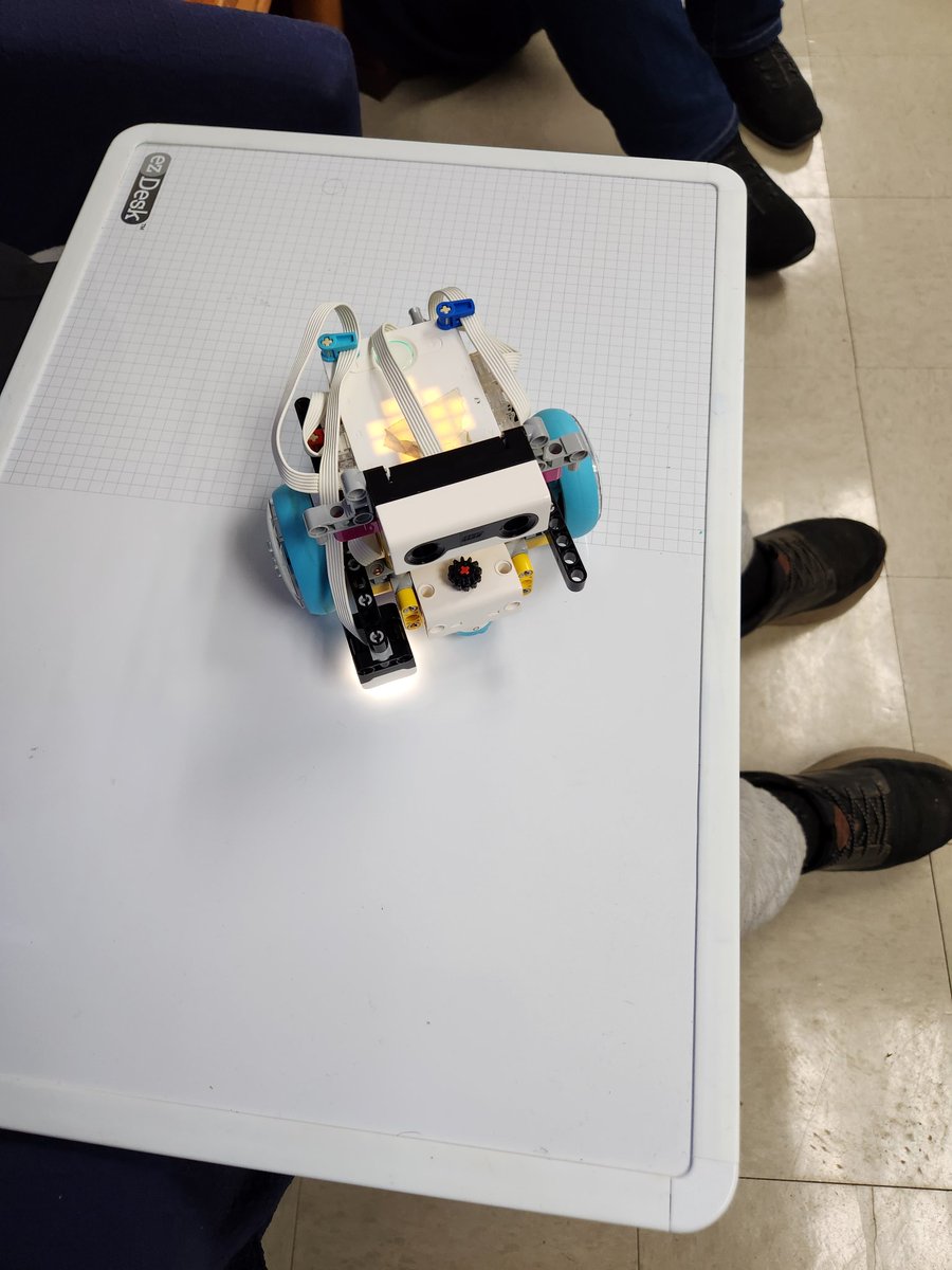 Tim Locklair tweet media