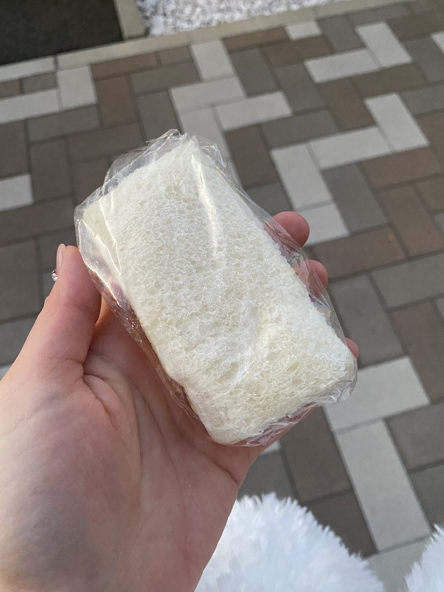 haon0929's tweet photo. フレラモの時の美咲ちゃんちに来てるよ☺️
朝食べなってサンドイッチ作ってくれたりすき焼き作ってくれたりしてるし全然6年振りって感じじゃない😂😂😂😂😂 https://t.co/voOxSUvjj9