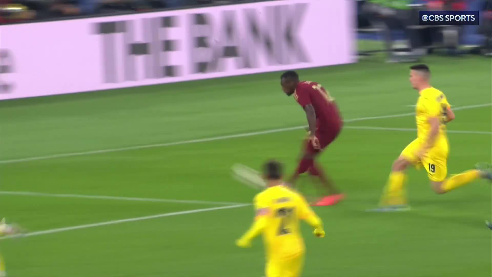 A stunning strike by Saud Abdulhamid in his first European goal for Roma! 💥