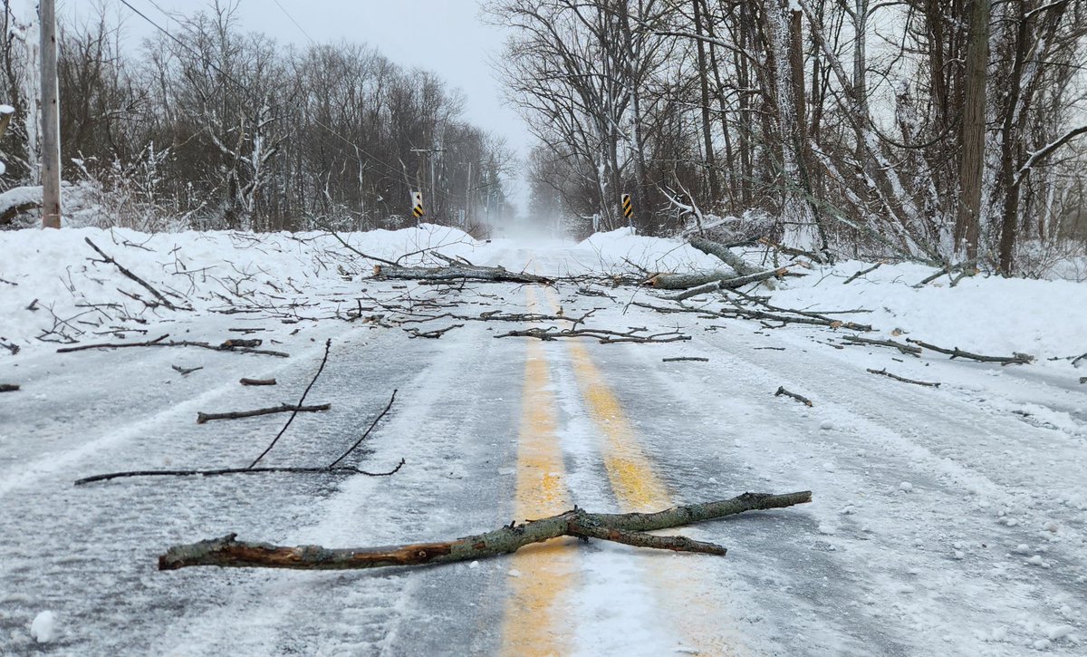 Some photos this afternoon from one of our reporters near Angola.