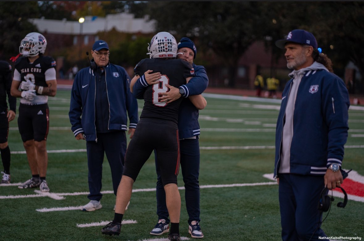 Cayden Homan (@homancayden) on Twitter photo Grateful for Santa Rosa Junior College, my coaches, and my teammates.
#CB4L <a href="/srjcfootball/">SANTA ROSA JC FOOTBALL</a> Grateful for Santa Rosa Junior College, my coaches, and my teammates.
#CB4L <a href="/srjcfootball/">SANTA ROSA JC FOOTBALL</a>