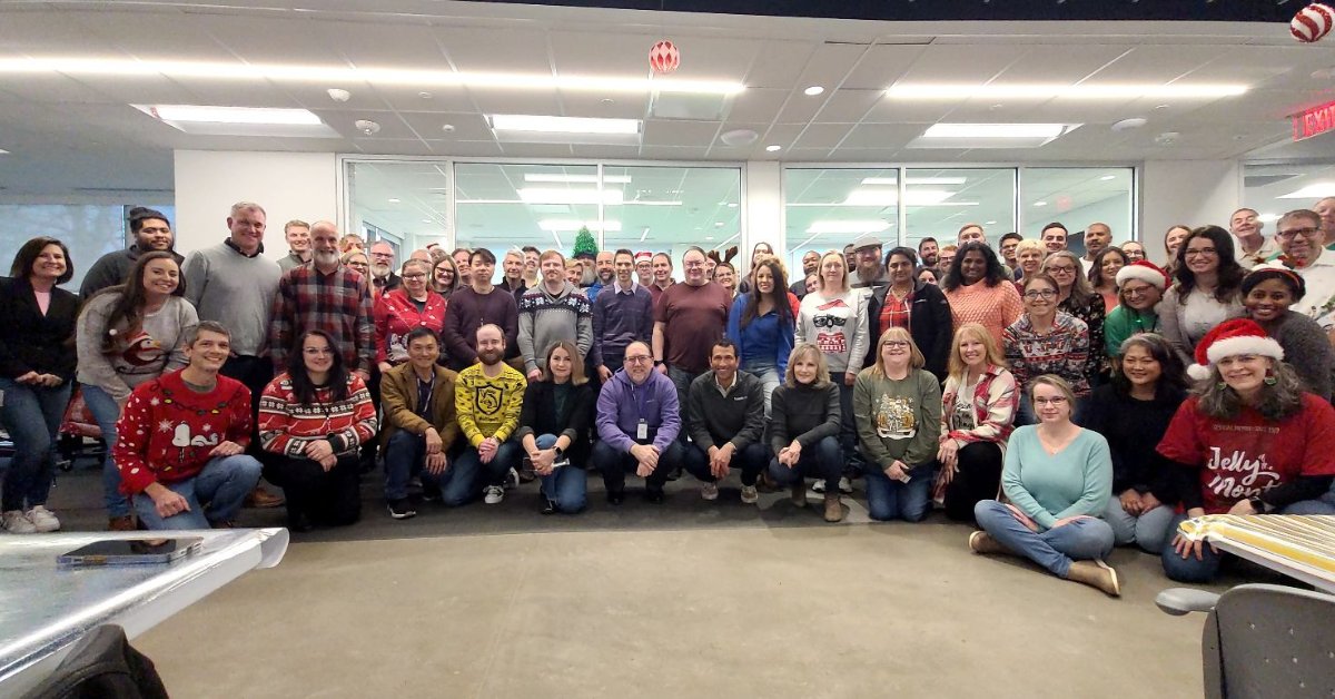 TouchNet's tweet image. 🎶 It&apos;s the most wonderful time of the year! 🎶

We&apos;re grateful for the opportunity to come together to celebrate the holidays. We have the best team.

#TeamTouchNet
