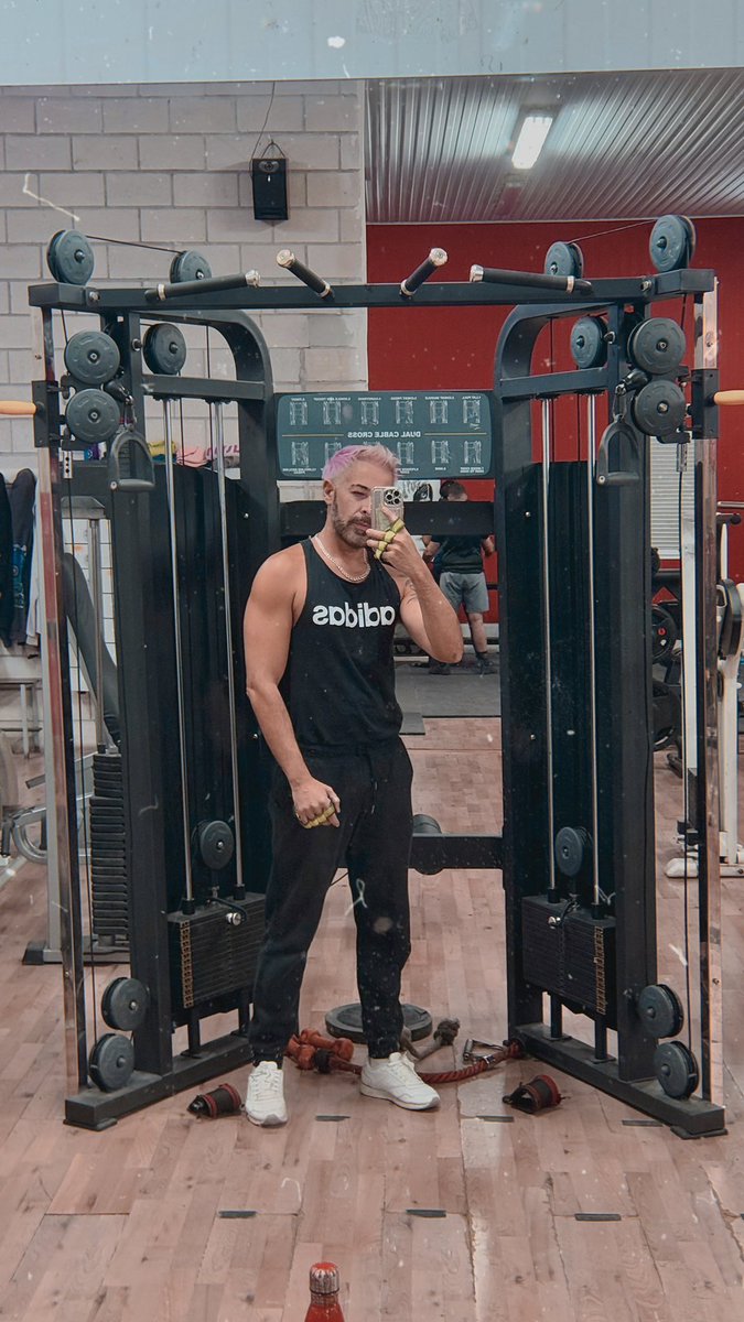 Sigo viniendo, aunque no suba foto eh? XD