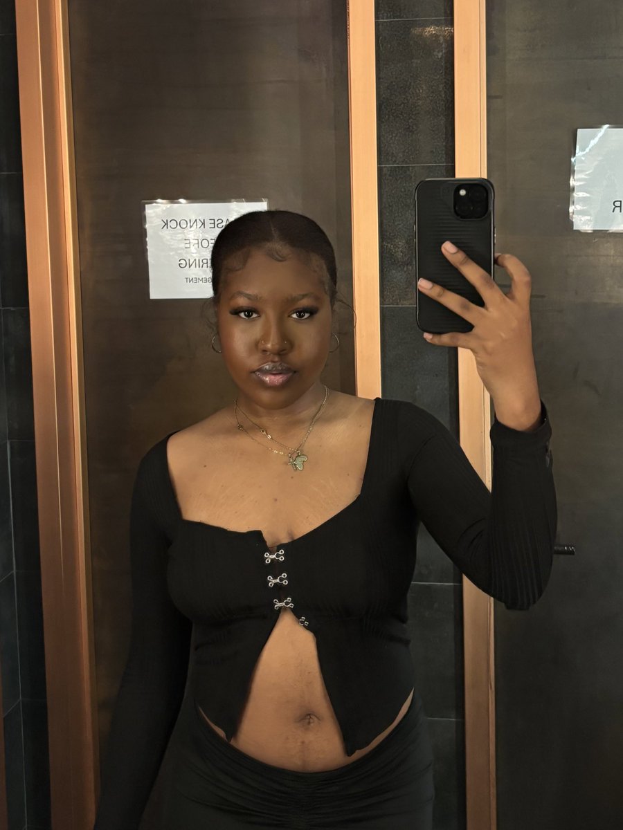 veebinladen's tweet image. the flag.                                           the face.