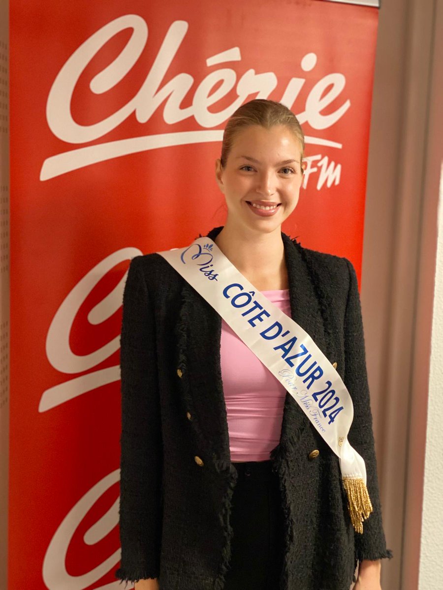 Lilou Emeline-Artuso, notre Miss Côte d'Azur 2024 est passé nous voir dans le studio de Chérie FM Côte d'Azur ! 
✨️
Elle est dans les favorites pour l'élection de Miss France 2025 ! 
Rendez-vous samedi soir devant la télé pour la soutenir 👸

#missfrance #missfrance2025