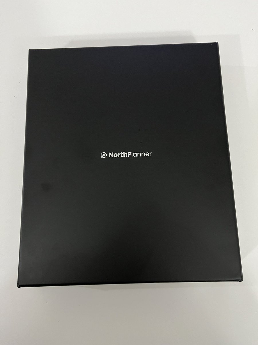 Le tenía muchas ganas a esto 🤩

Pedazo de agenda para tener bien claro y por escrito todo lo que tengo que conseguir en 2025

Si os gusta marcaros objetivos, echadle un ojo porque está increíble