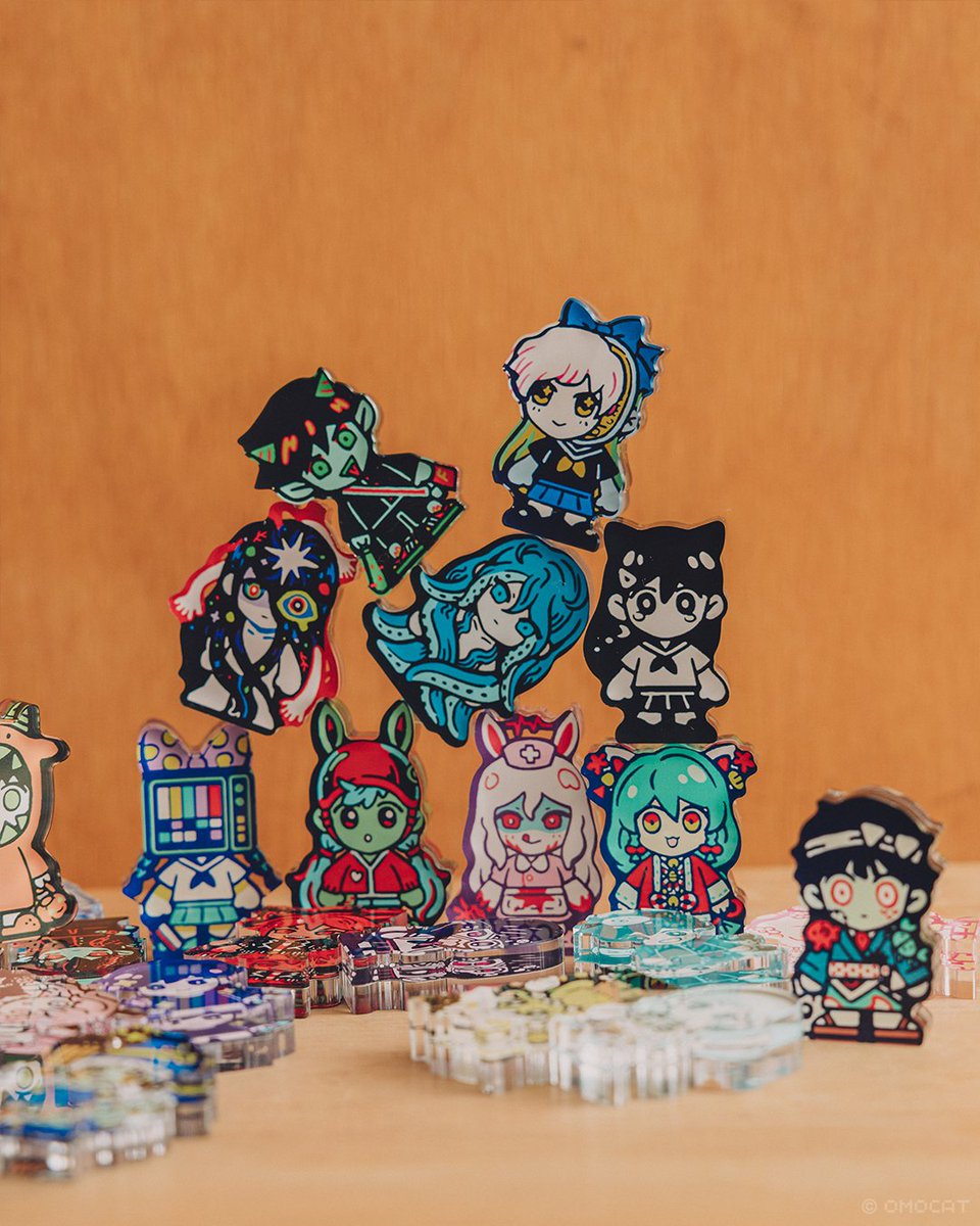 OMOCAT's original character acrylic blocks, postcard sets, button