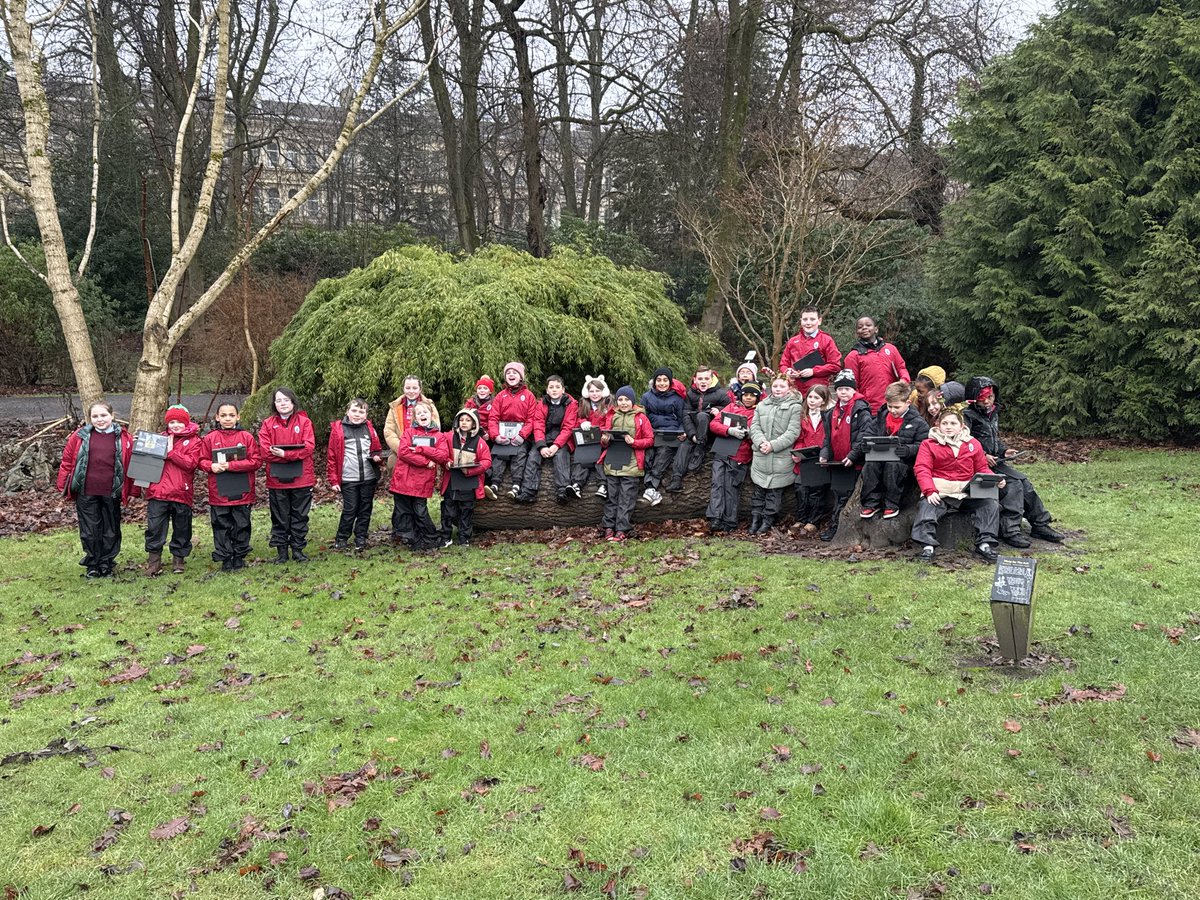 Today Primary 5 combined their #OutdoorLearning with their #DigitalLearning when they took their #iPads to the <a href="/GlasgowBotanic/">Glasgow Botanic Gdns</a> to take some photos which showed #WinterInTheBotanics. They have posted the photos in their <a href="/Seesaw/">Seesaw</a> journals and chosen their favourite to enter in a