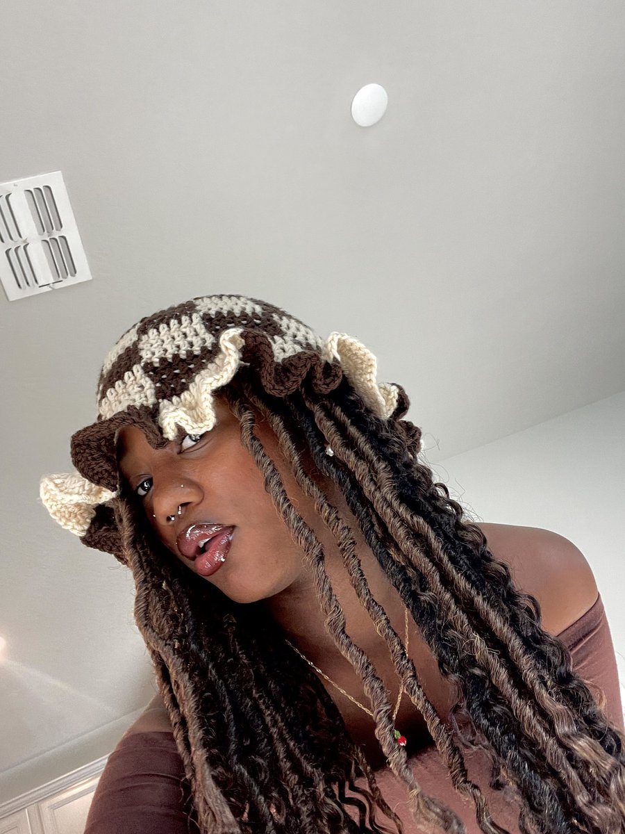 boldoopsie's tweet photo. I got so many compliments on my hat today! 
Should I make more? 🤎 https://t.co/RO9rcMT2Nh