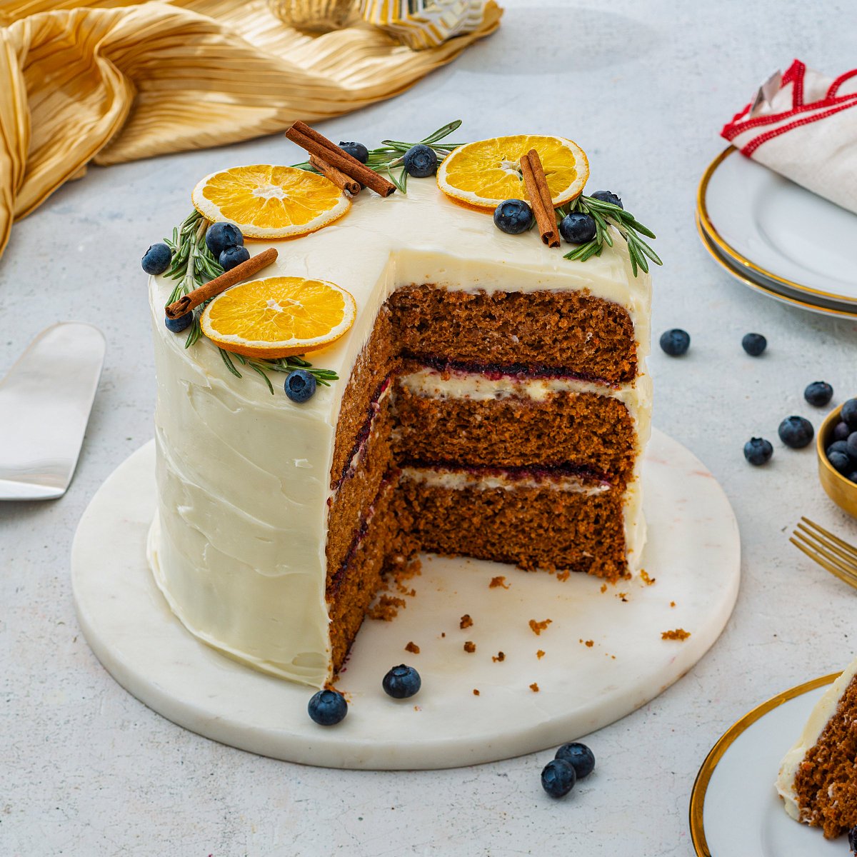 ‘Tis the season for sweet and spicy! 🎄 This Blueberry Gingerbread Layer Cake is pure perfection and sure to be the star centerpiece of your holiday spread. 
bit.ly/4eBNwrA