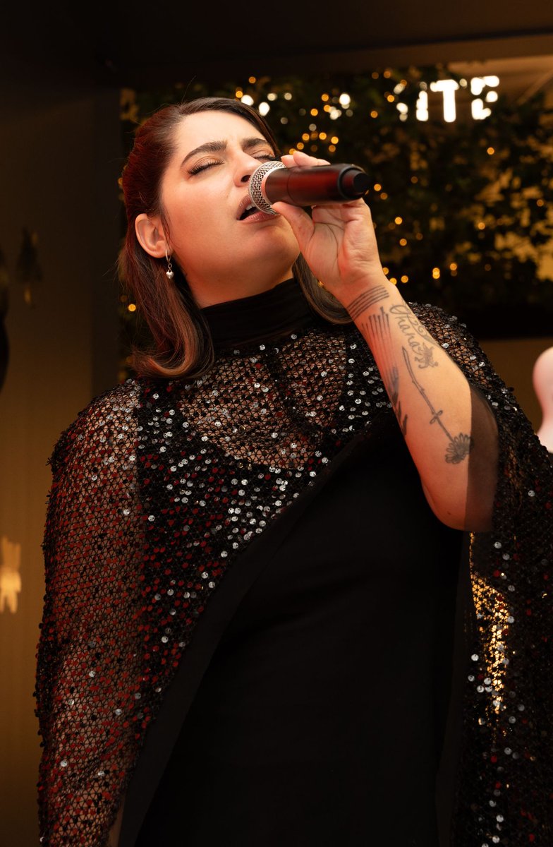 On Nov 27, our Royalmount boutique became a festive haven! ✨ Huge thanks to Créations GAMA, Proud Diamond, Nana Traiteur, Zac Courchesne, Leonie Gray &amp; Anne Sophie Coiteux for making it magical. Grateful for these unforgettable moments of unity. 💫 #maisonmariesaintpierre