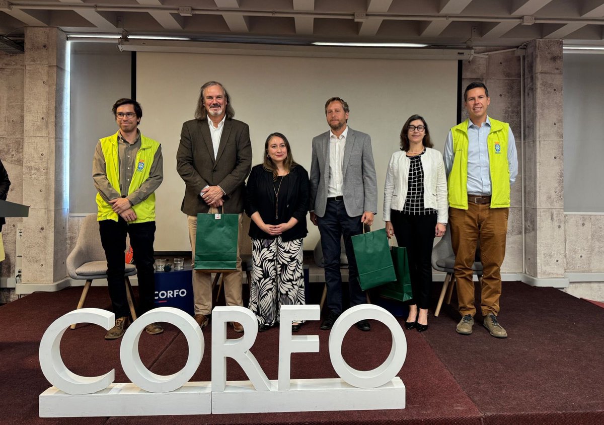 cn_castro's tweet photo. ¡Un paso más en la transformación económica de #Renca 💚! Hoy lanzamos #RencaConecta 📈-primer programa territorial integrado(PTI) de @Corfo a escala comunal - para potenciar el desarrollo económico local y generar +5.000 empleos en logística y manufactura en los próximos 3 años. https://t.co/N3XZEgwrUT