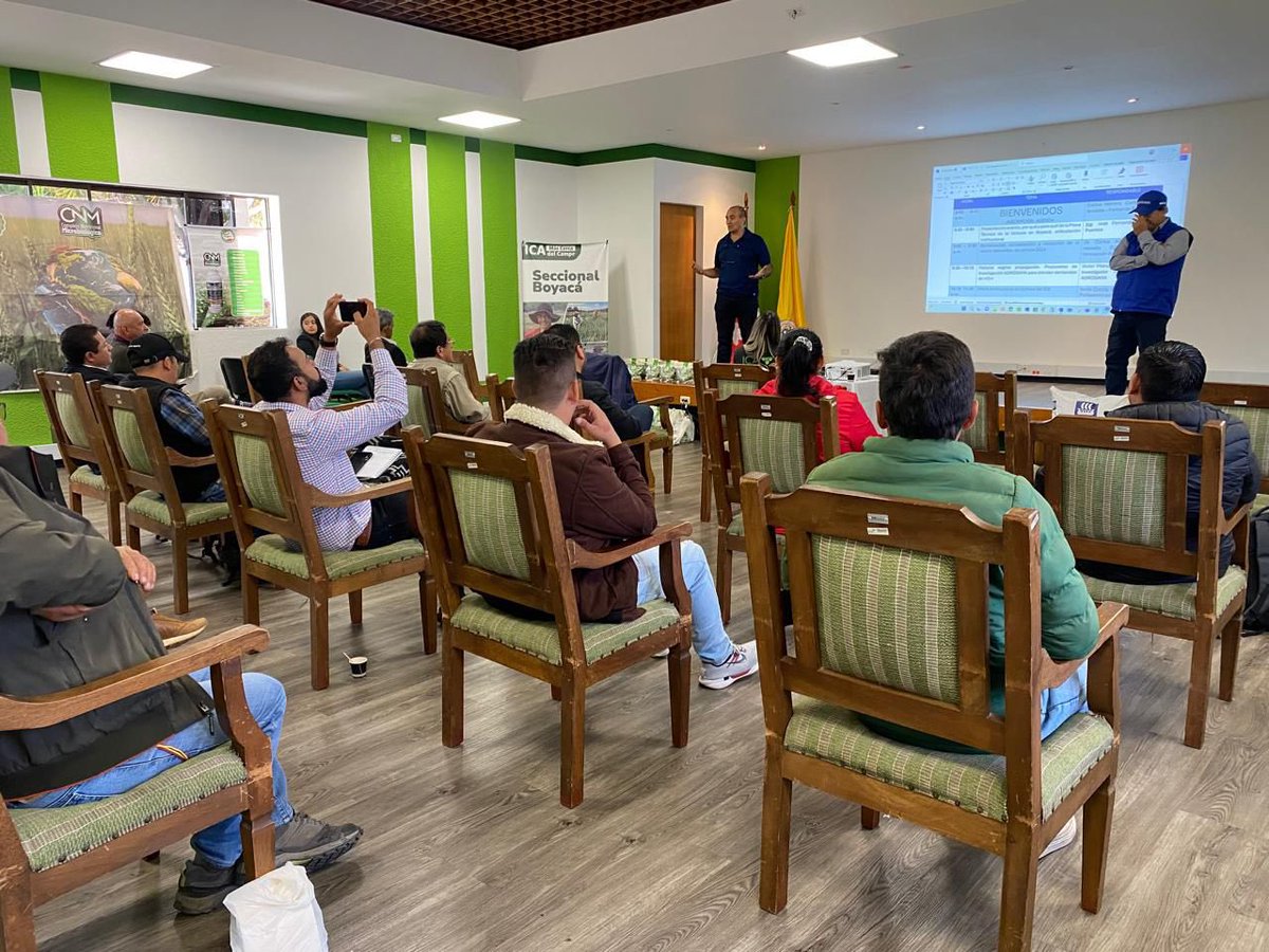 ICACOLOMBIA's tweet photo. En nuestra sede de Surbatá ubicada en #Duitama desarrollamos el encuentro de la cadena productiva de la uchuva, con productores, @Agrosavia, @AnaldexOficial, @Asohofrucol, empresas exportadoras, casas comerciales de insumos y viveristas. 🧵👇🏼 https://t.co/hfJDmIEvKI