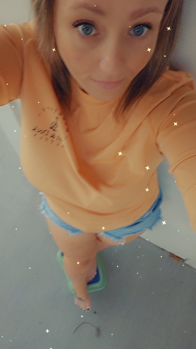 uncutskinslut (@goddessrains2) on Twitter photo 