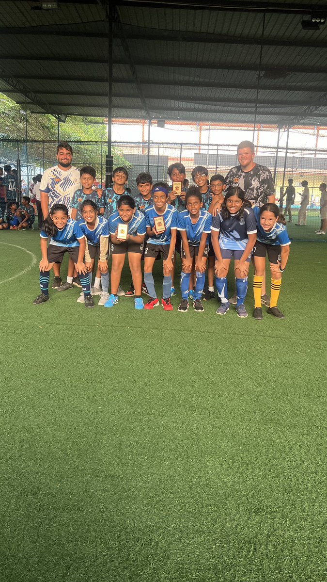 Coach_DarrenOC's tweet photo. 3 more trophies with our u12 boys and girls securing the wins as well as our u10 girls!

Amazing save from the goalkeeper to win it for the U12 Boys! 

The trophies keep coming! https://t.co/bc8t7LZHRJ