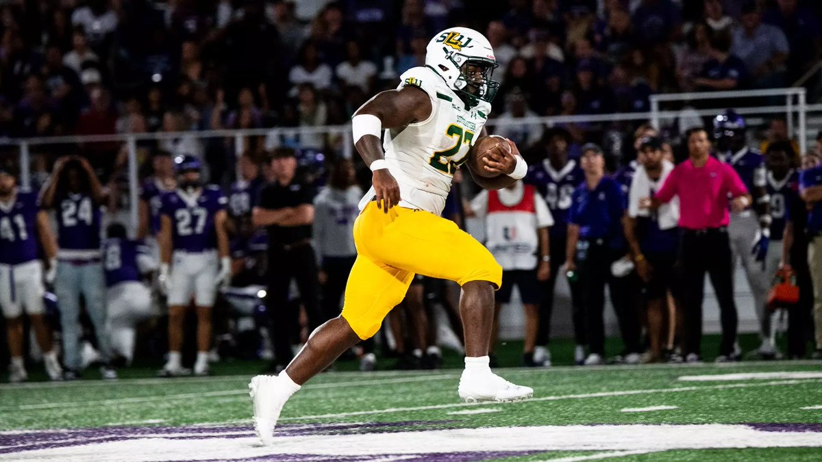 Southeastern Louisiana running back Antonio Martin Jr. has officially entered the transfer portal, <a href="/On3sports/">On3</a> has learned. Repped by <a href="/IanJohnsonAce/">Ian Johnson</a>.

Rushed for 1,228 yards and 11 touchdowns this season, averaging 5.3 yards per game.

on3.com/transfer-porta…