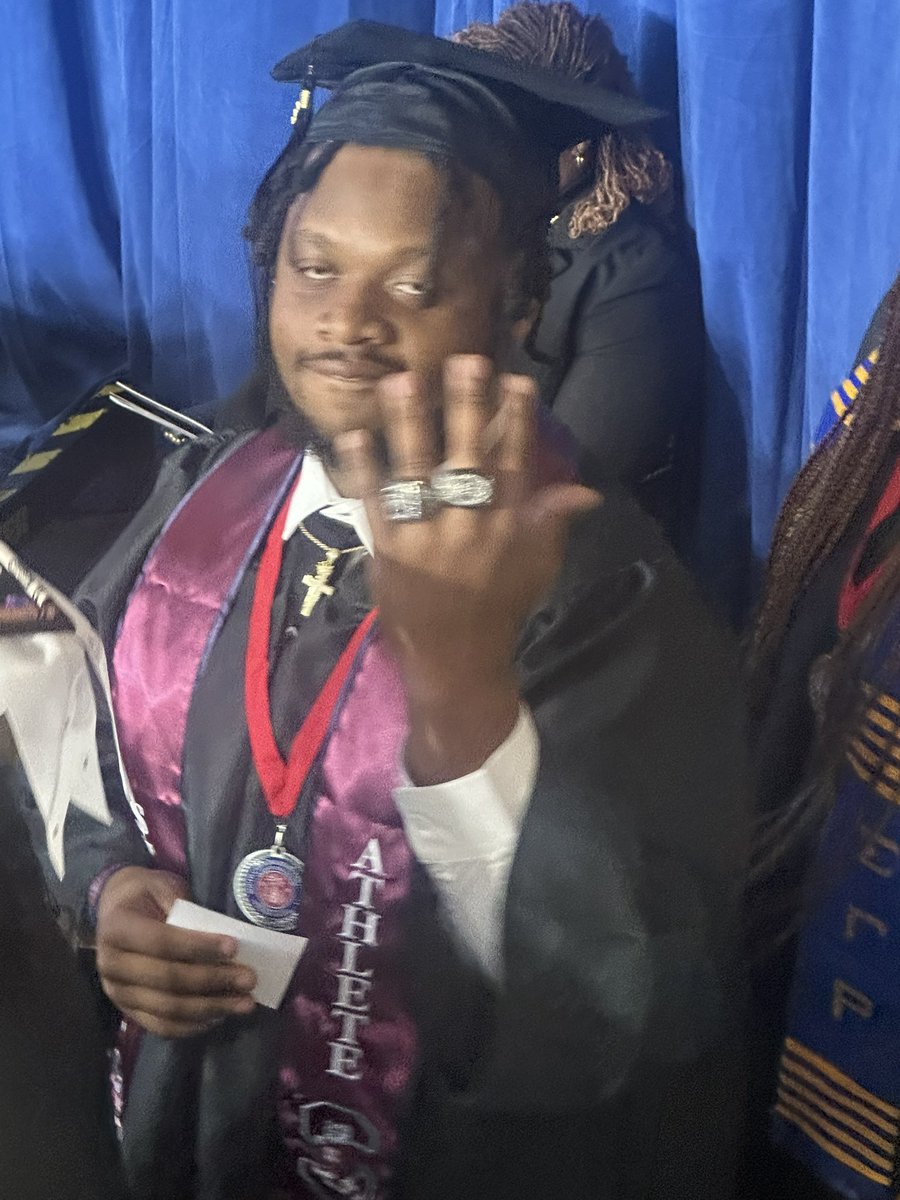 Michelle Muller tweet media