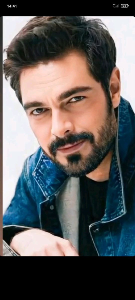Rachelchichida's tweet photo. Doğum günün kutlu olsun                            Joyeux anniversaire.              Happy birthday. My dear Halil I wish you all the happiness in the world. @halilibrahimin                  #HalilIbrahimCeyhan https://t.co/EocJovNPjg