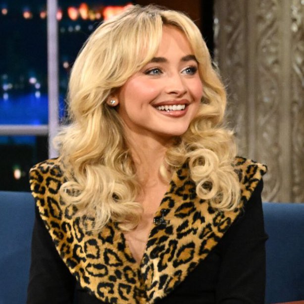 sabrina pics ✦ tweet media