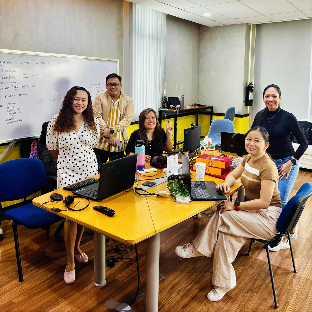 🎄✨ Happy Holidays from the RateMyAgent Cebu team!

This year, our Cebu Support and Onboarding Team has been proud to help agents like you succeed. Wishing you a joyful holiday season! 🏡✨

#RateMyAgent #Support #Onboarding #HappyHolidays #AgentSuccess #Succeed #RealEstate