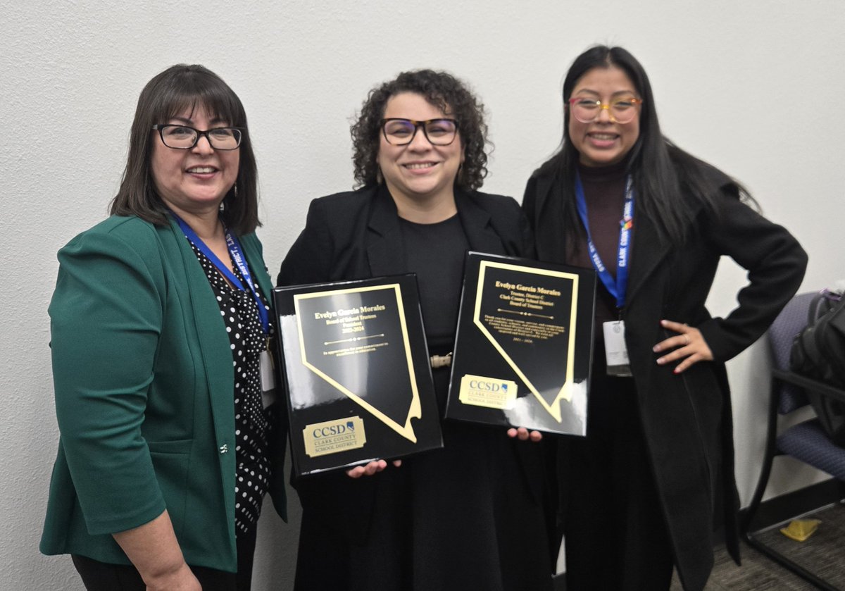 ClarkCountySch's tweet photo. Today CCSD Trustees were recognized for their service to the students and employees of the Clark County School District! https://t.co/w4vHJK61oI