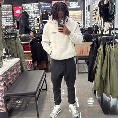 dreamchaasin's tweet photo. #NewProfilePic https://t.co/tiE7tLzI27