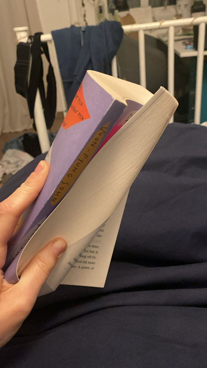 blakeyslibrary's tweet image. why did my girlfriend just send me this what the fuck.