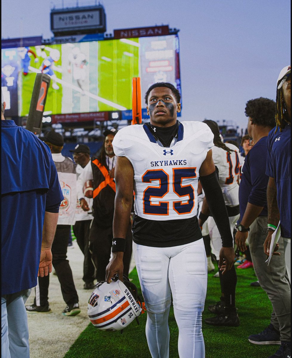 Very thankful with continuing my football career, with that being said with Two years left of eligibility I will be hitting the transfer portal. Blessed for the opportunities that’s ahead of me💯