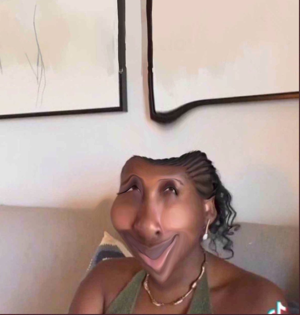 What’s the friend uhh that uhh dhuhhh 🤤