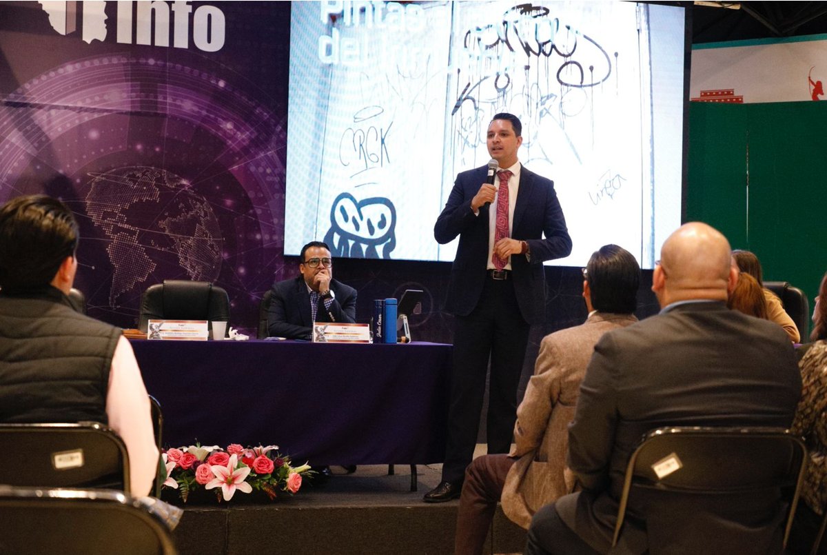 InfoCdMex's tweet image. El Comisionado @AristidesRodri destacó que impulsó, entre otras cosas, la creación de #Atic, el chat de la transparencia, la oficina de Federalismo Cooperativo, el #INFOVERSO y la Carta de los Derechos de la Persona en el #entornodigital.